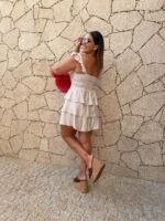 VESTIDO BEGE COM FOLHOS PONTO CHIC - Image 2