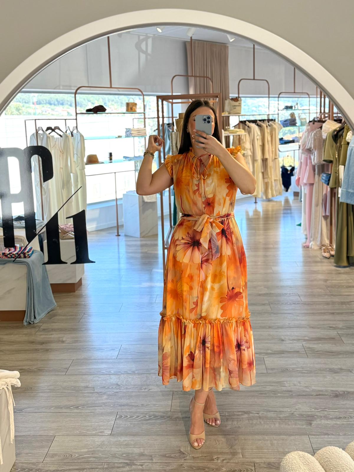 WhatsApp Image 2026-06-01 at 16.50.26 (8) VESTIDO MIDI FLORAL TONS PÊSSEGO FERRACHE - Image 1