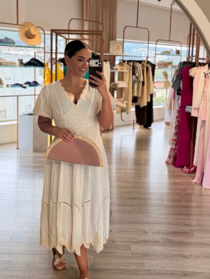 VESTIDO CRU COM DETALHES EM CROCHET PONTO CHIC