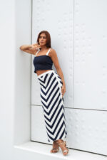 SAIA MIDI EM MALHA ÀS RISCAS MARINHO E BRANCO SAHOCO - Image 3