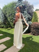 VESTIDO PLISSADO CAI-CAI COM CHOKER BEGE PONTO CHIC - Image 3