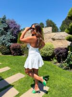 VESTIDO BRANCO COM APLICAÇÕES NO DECOTE PONTO CHIC - Image 3
