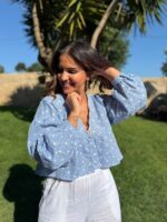 BLUSA AZUL QUADRDAOS COM BORDADOS PONTO CHIC - Image 2