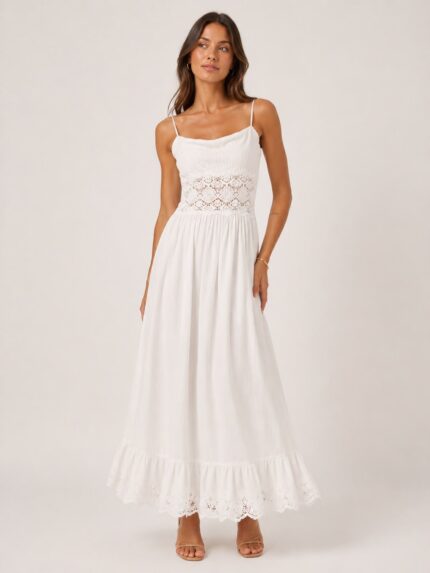 VESTIDO BRANCO COM APLICAÇOES DE RENDA DIXIE