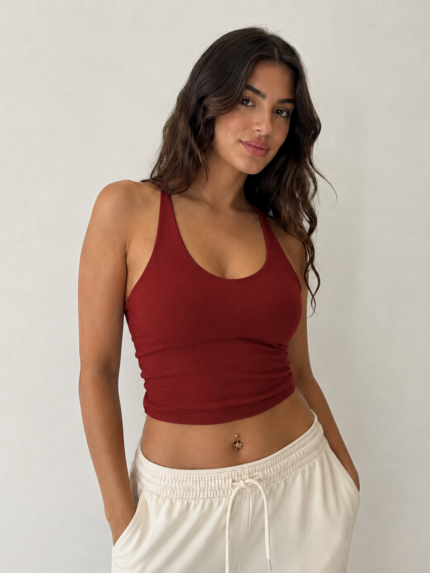 TOP BÁSICO DE ALÇAS COM COPAS VERMELHO PONTO CHIC