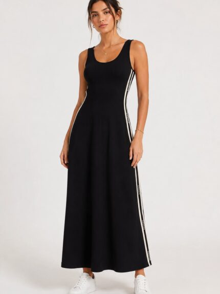 VESTIDO PRETO COM FAIXAS LATERAIS SAHOCO