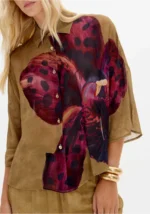 CAMISA ESTAMPADA COM ORQUÍDEA LANÇA PERFUME - Image 3