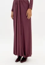 VESTIDO AMEIXA COM RECORTES E APLICAÇÃO METÁLICA LANÇA PERFUME - Image 5
