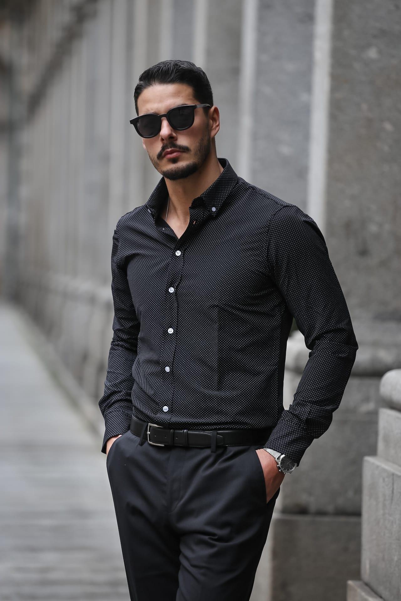 20191223_185046000_iOS_1024x1024@2x CAMISA PRETA ÀS BOLINHAS DONATO - Image 1